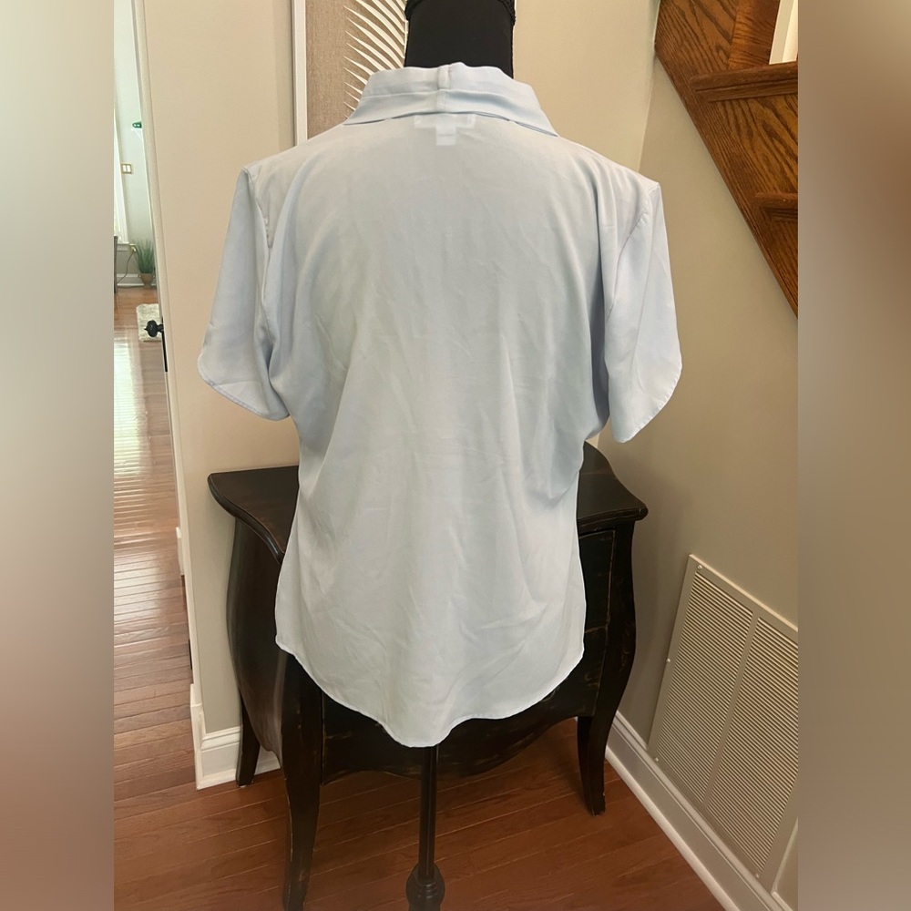 Calvin Klein Flutter Sleeve Blouse Size Medium Li… - image 2